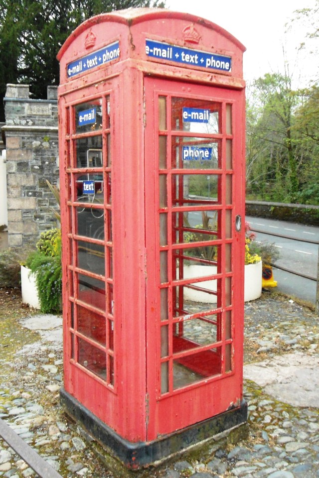 Red Telephone Kiosk