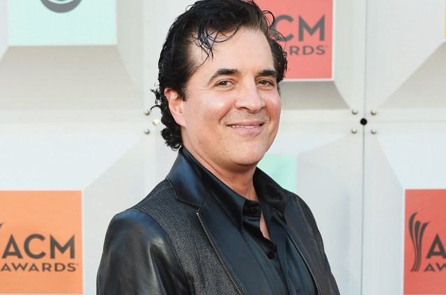 scott-borchetta-ACM-2016-a-billboard-1548