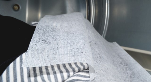 dryer-sheets-damage-clothes
