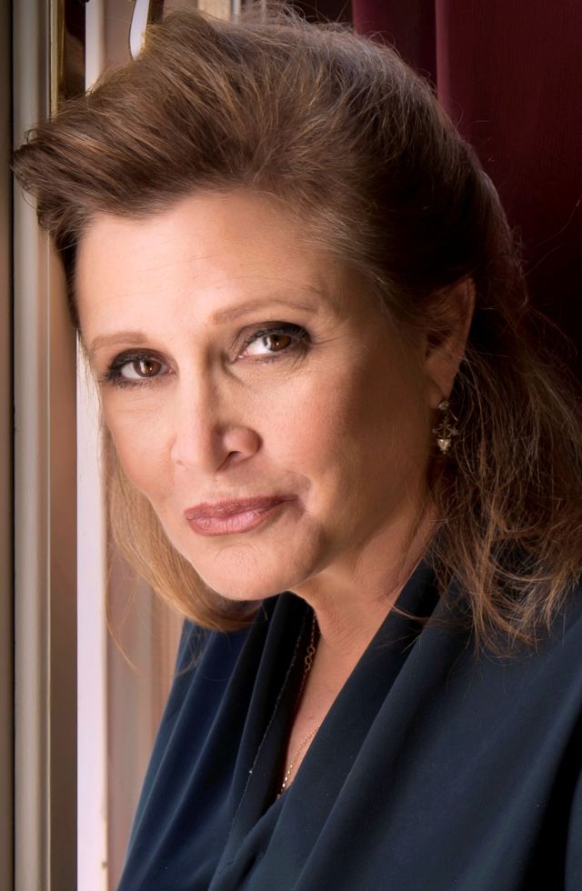 Carrie_Fisher_2013-a_straightened